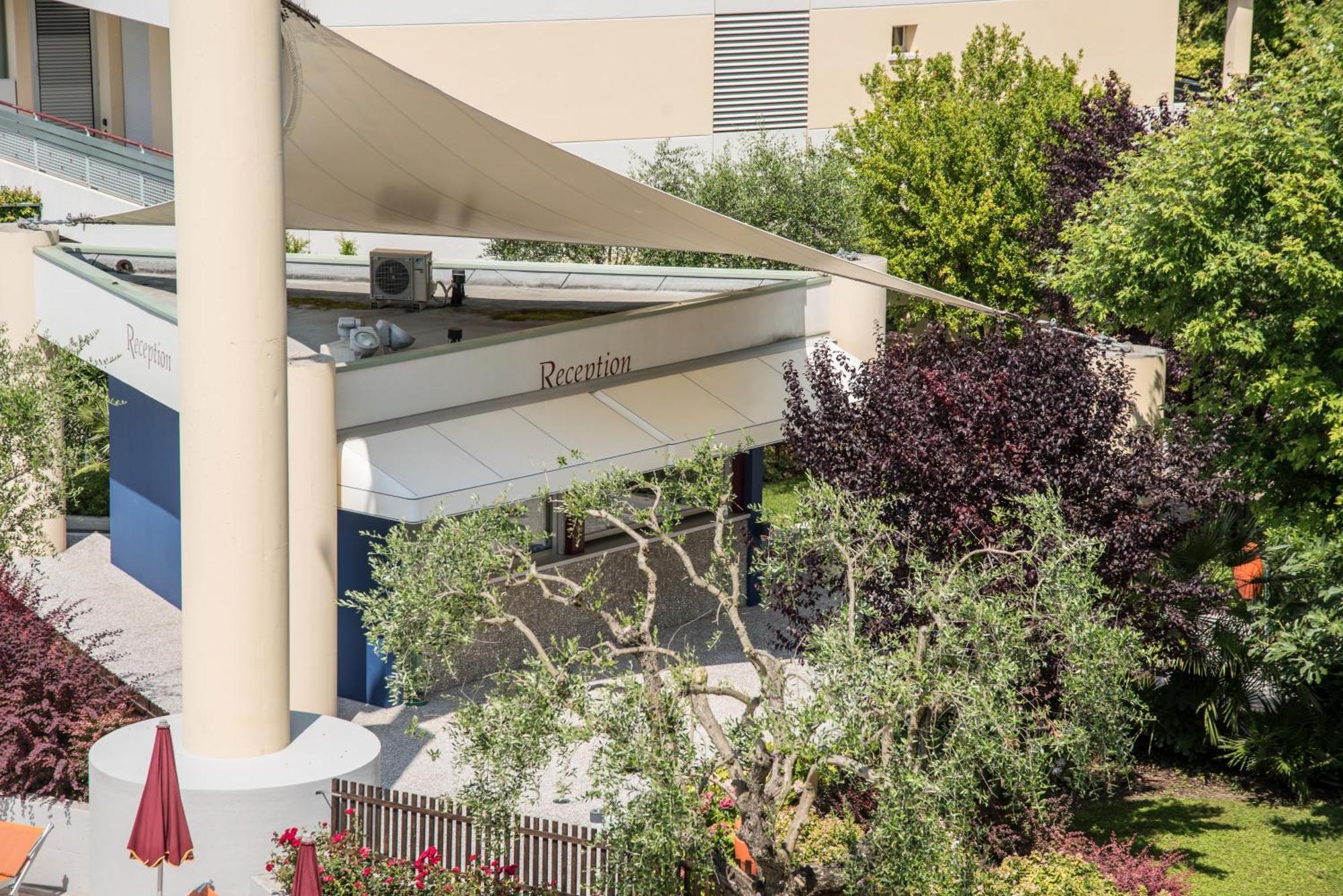 Villaggio Planetarium Resort Бибионе Екстериор снимка